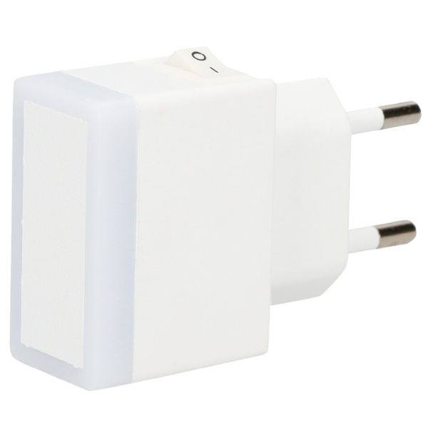 Malé noční světlo do zásuvky s vypínačem 0,4W, GSC, bílé, studená barva světla